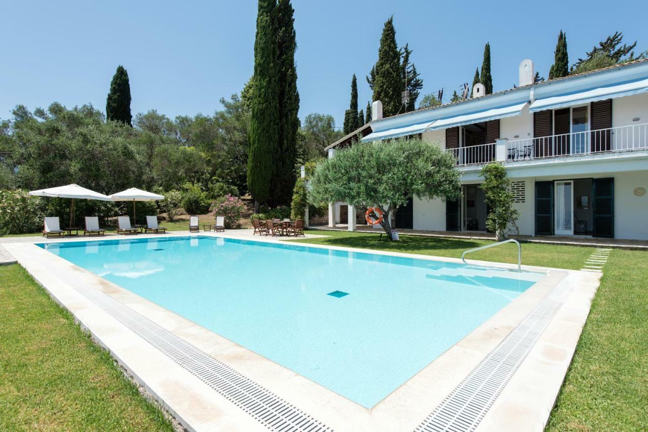 Villa Aquila Πέραμα Εξωτερικό φωτογραφία